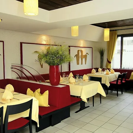 Landgasthof Roessle 3*
