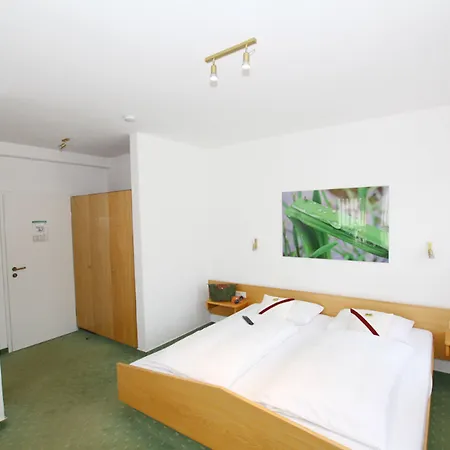 Landgasthof Roessle Hotel 3*